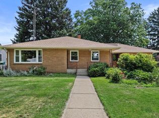 434 N Pine St, Janesville, WI 53548
