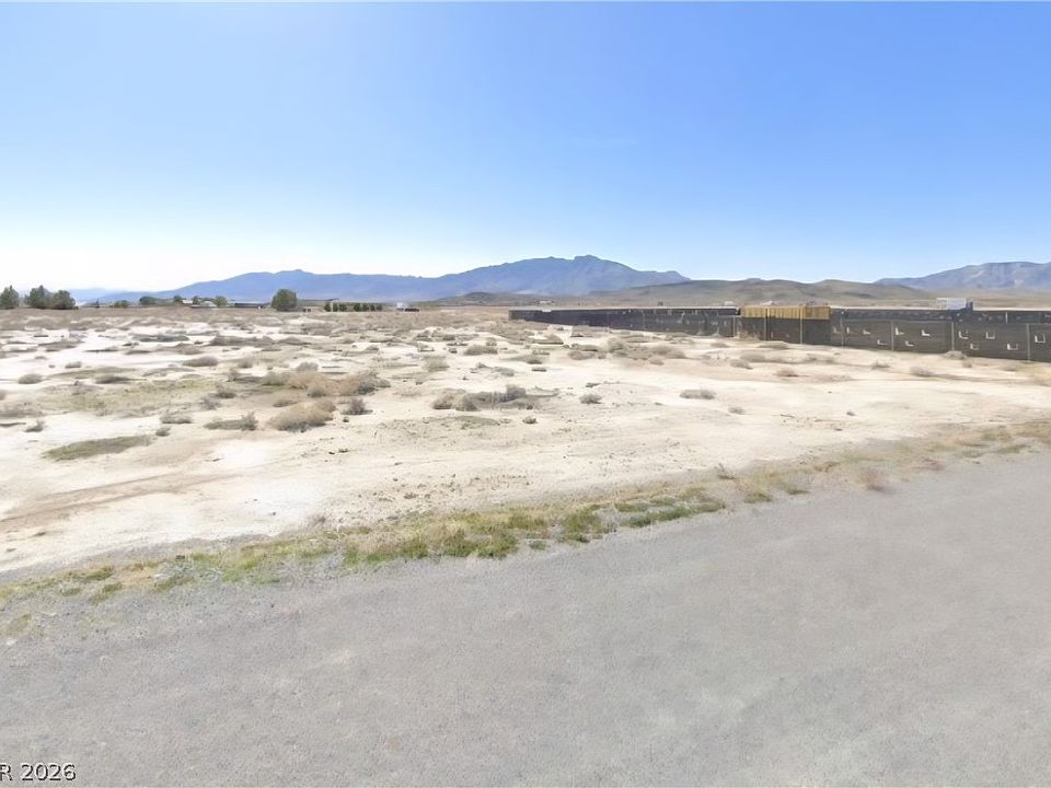 1st image of 4201 Forest Rd
