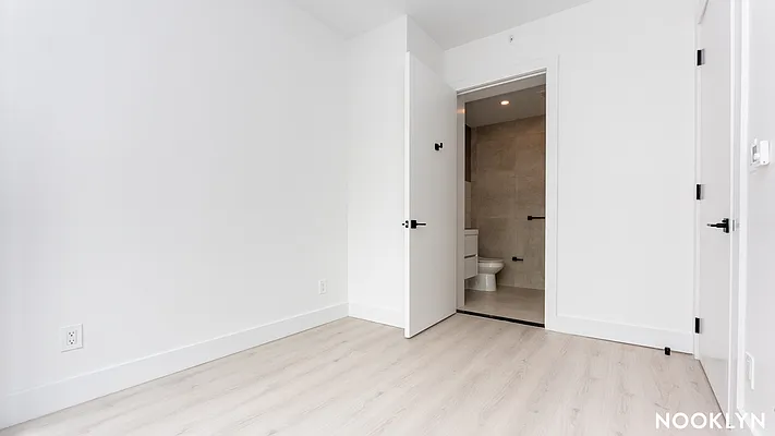 Rented by Nooklyn NYC LLC | media 38