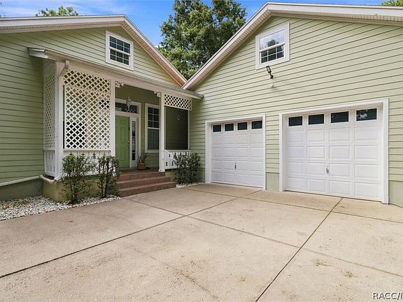 3rd image of 2113 W Cindy Ln