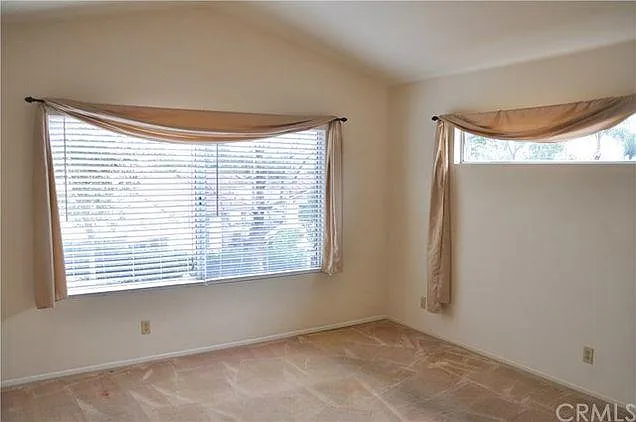 921 La Palma Cir — Photo 15