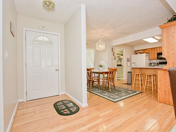 5th image of 7300 Tara Dr
