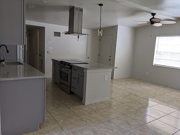 4th image of 3815 E Palifox St
