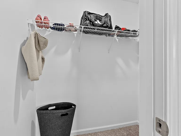 5015 Schaefer Ln — Photo 35