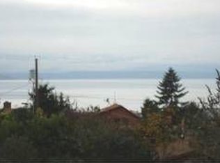 1265 Halsey Dr, Coupeville, WA 98239