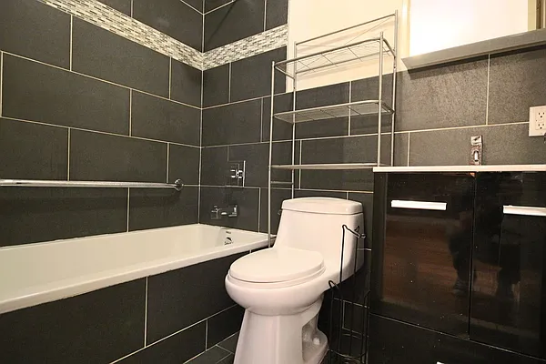 Rented by GTM Property Group  | media 15