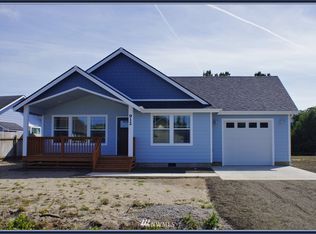 912 Cascade Ave, Ocean Shores, WA