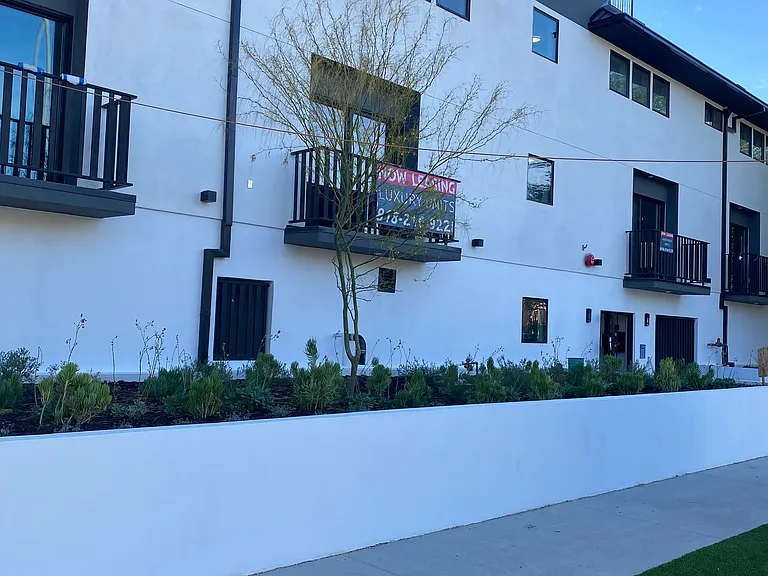 4930 Laurel Canyon Blvd #203 — Photo 9
