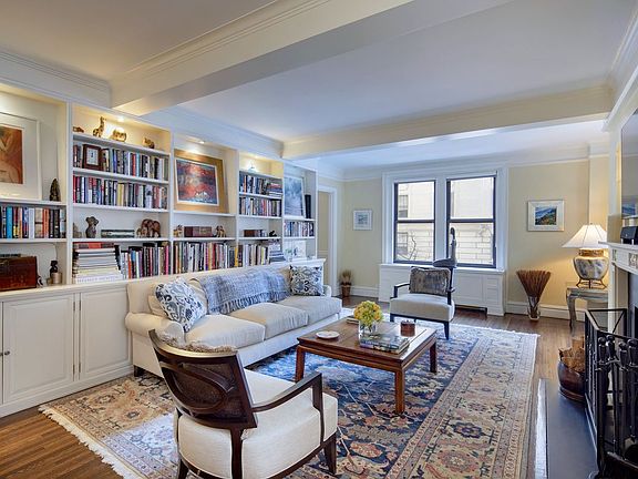 2nd image of 21 E 90th St #3B