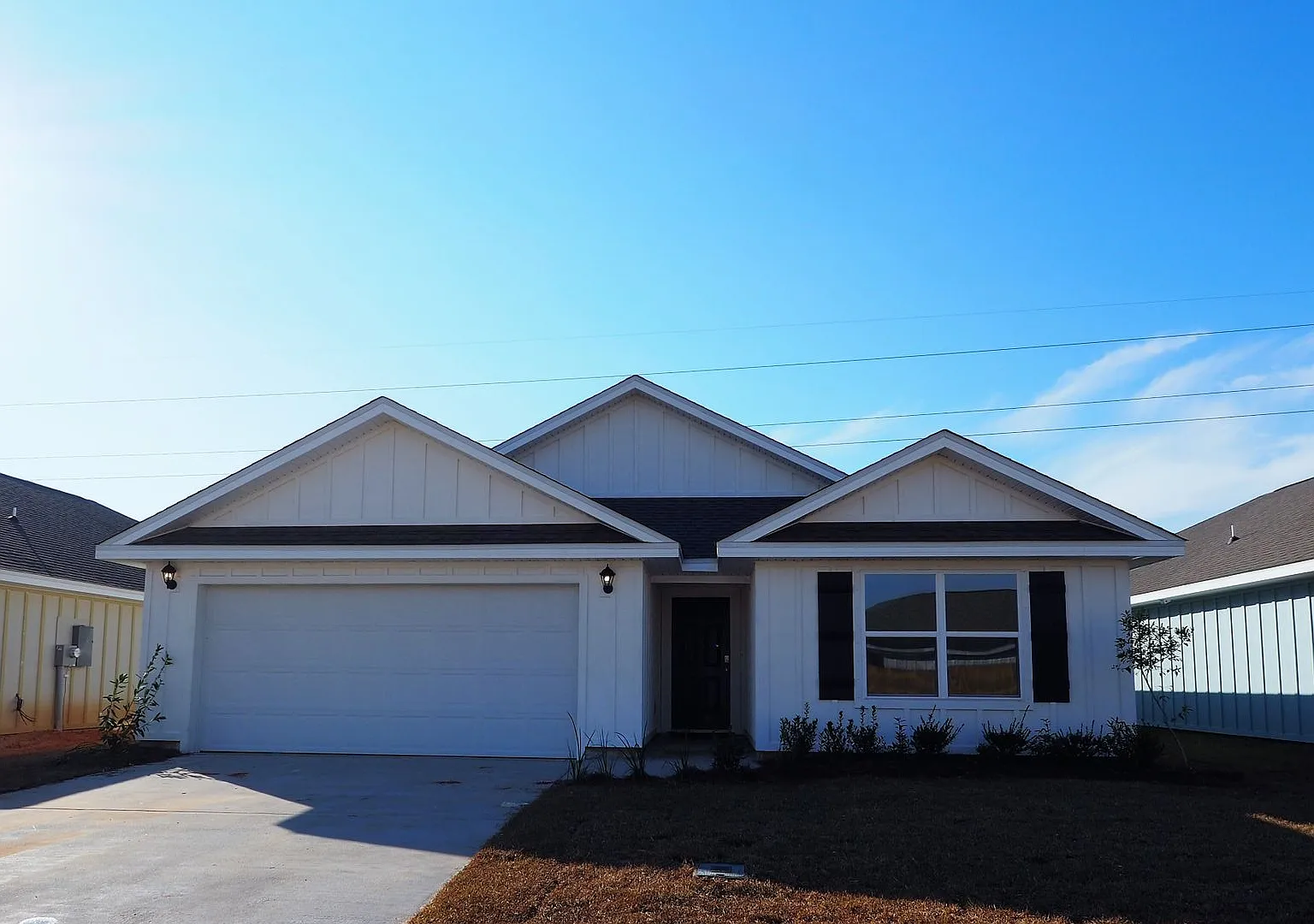 4 bedroom home in Foley — Photo 1