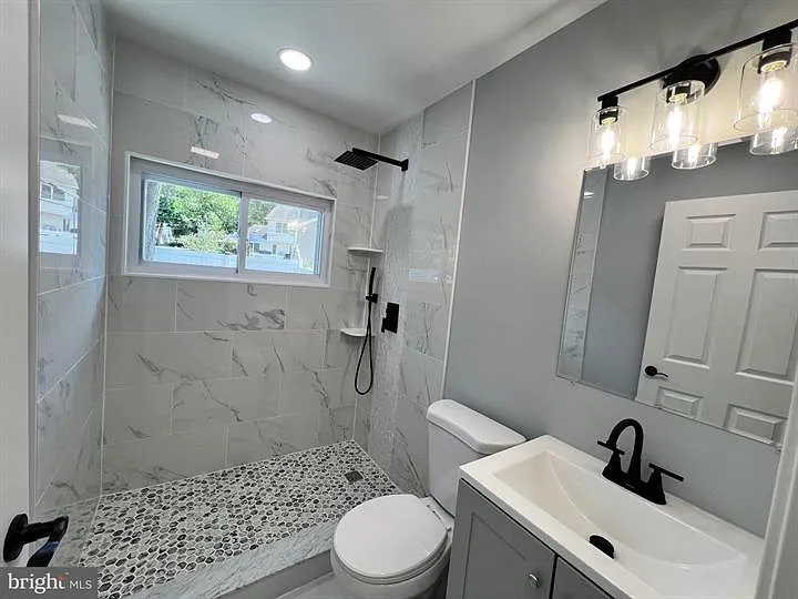 208 Thornridge Dr — Photo 13