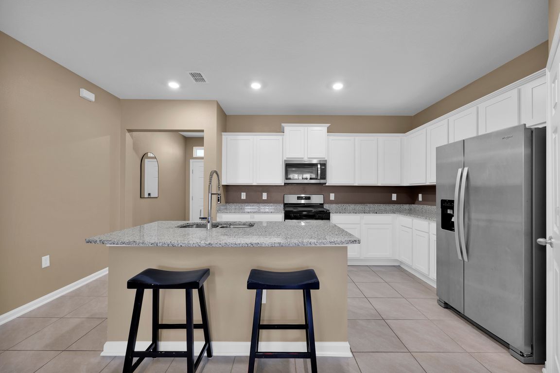 next background image