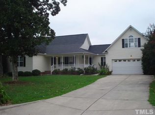 101 Bishop Ln, Dunn, NC 28334