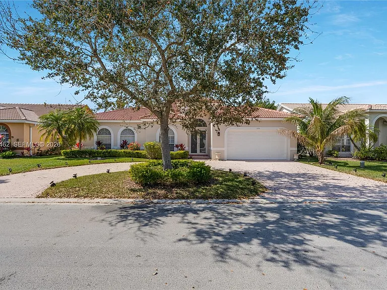 5354 NW 57th Way — Photo 5