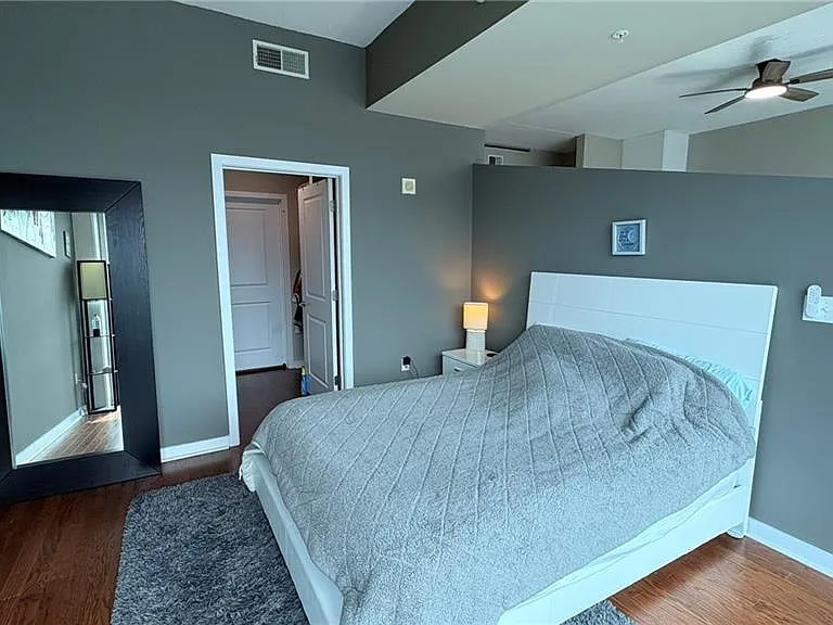 400 W Peachtree St NW #2905 — Photo 19