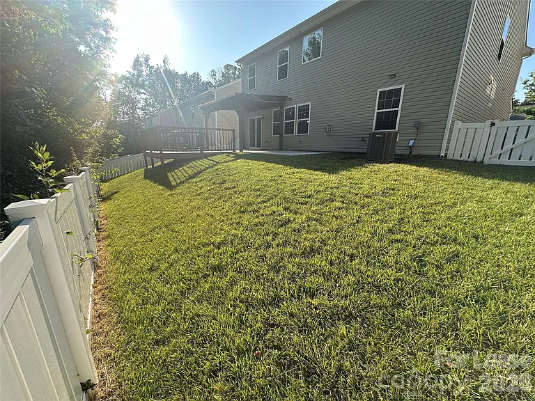 10312 Ebbets Rd — Photo 21