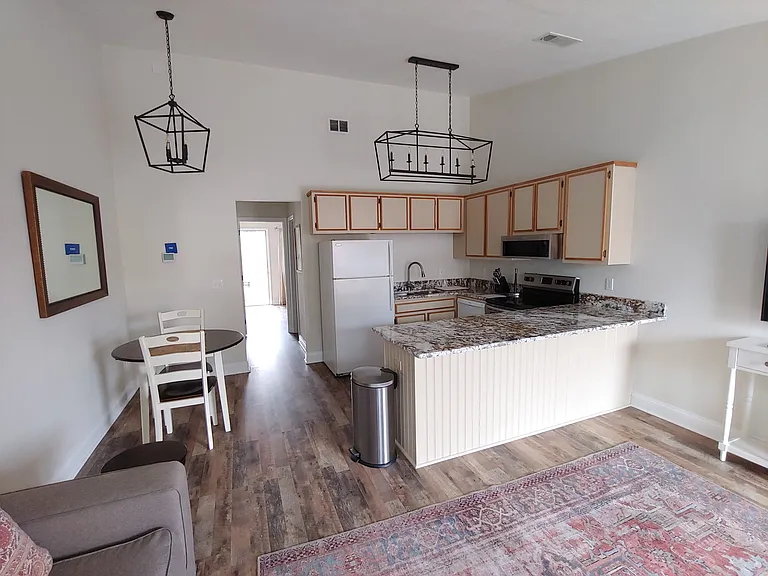 309 Hayden Rd #F — Photo 2