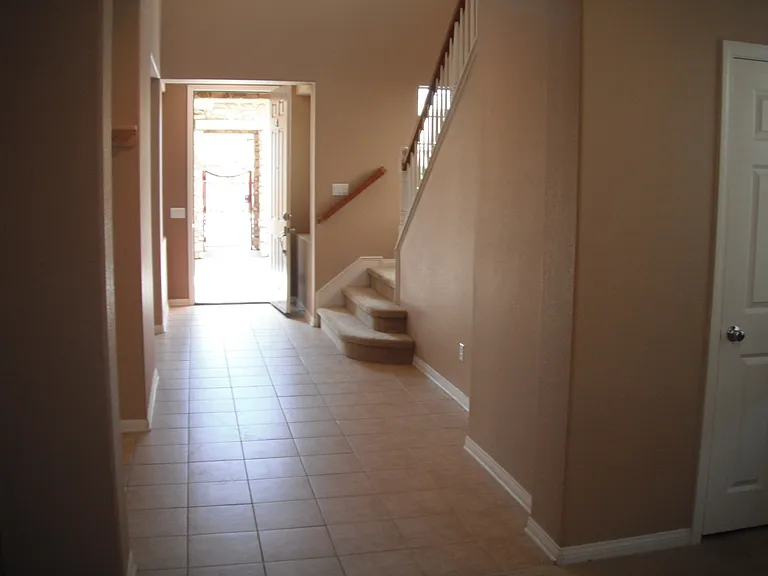 31612 Whitecrown Dr — Photo 5