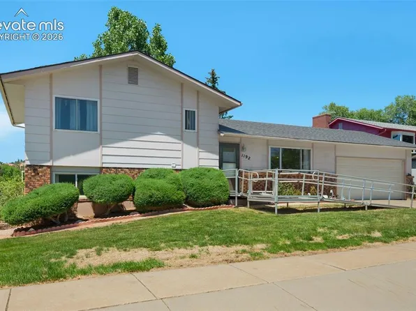 1192 Applewood Dr, Colorado Springs, CO 80907