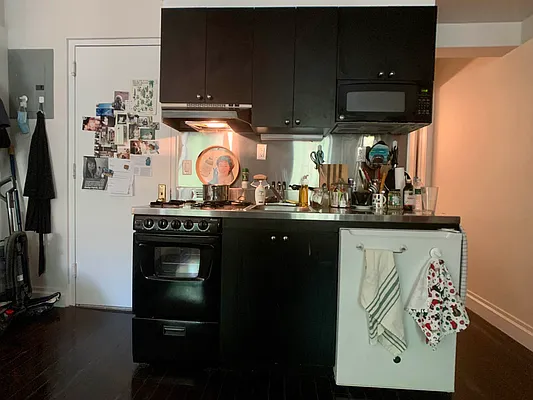 Rented by Corcoran | media 6