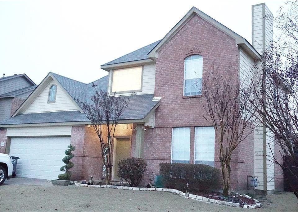 1st image of 305 Terrace Dr