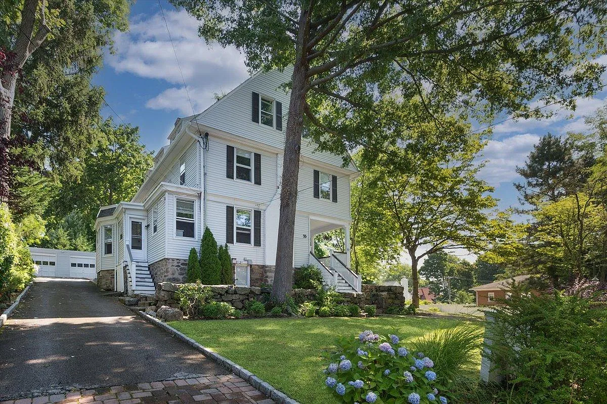 Building Photo - 55-57 Chatsworth Ave #57