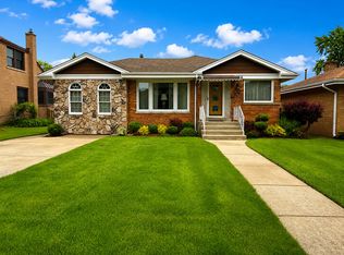 108 Imperial St, Park Ridge, IL 60068