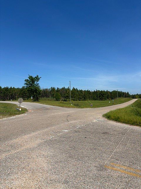 1st image of 3 Society Hill Rd