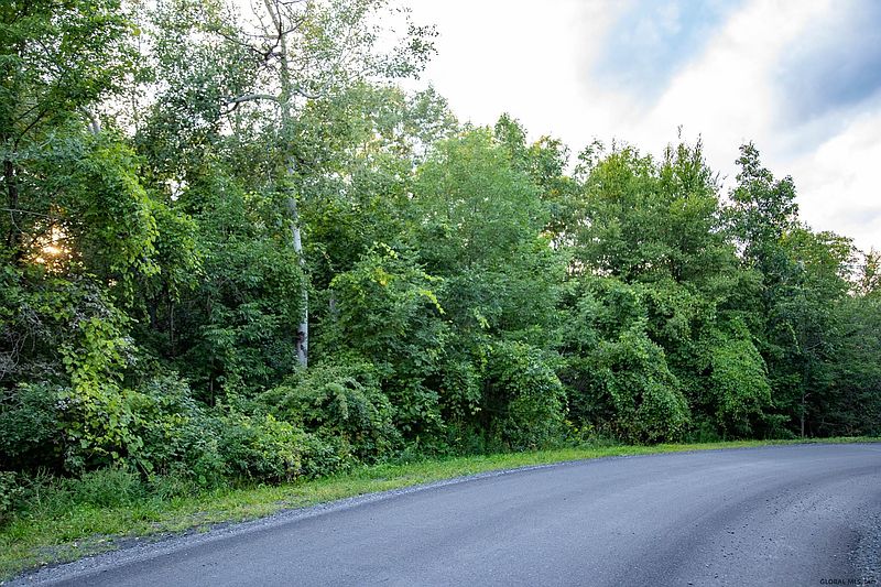 2nd image of CROSS HILL Road