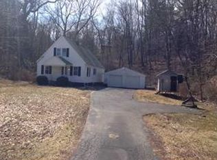 2757 Mercer Rd, New Castle, PA 16105