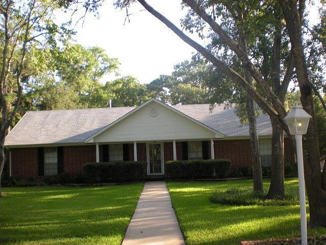 1st image of 1505 Robinhood Ln