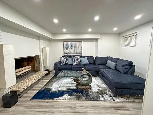 1543 Oakcrest Dr — Photo 25