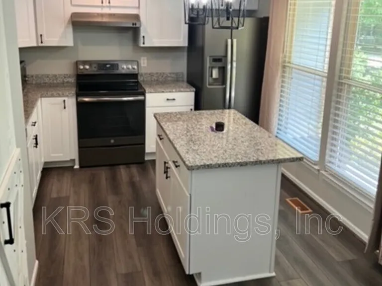 14582 Olde Kent Rd — Photo 10