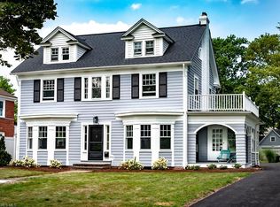 3376 Dorchester Rd, Shaker Heights, OH 44120