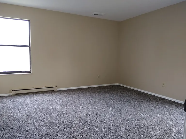 460 S Fenton St — Photo 25
