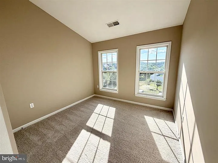 16325 Flotsam Ln — Photo 25