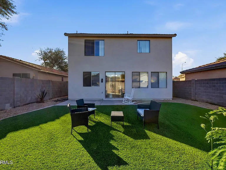 220 W Beechnut Pl — Photo 41
