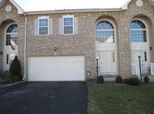 1138 Arrowhead Dr, Washington, PA