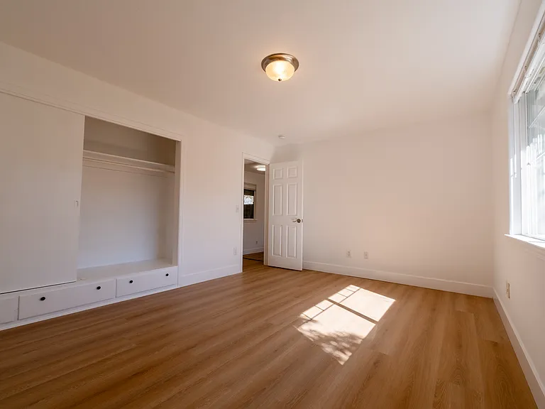 1215 Hidden Creek Pl #B — Photo 9