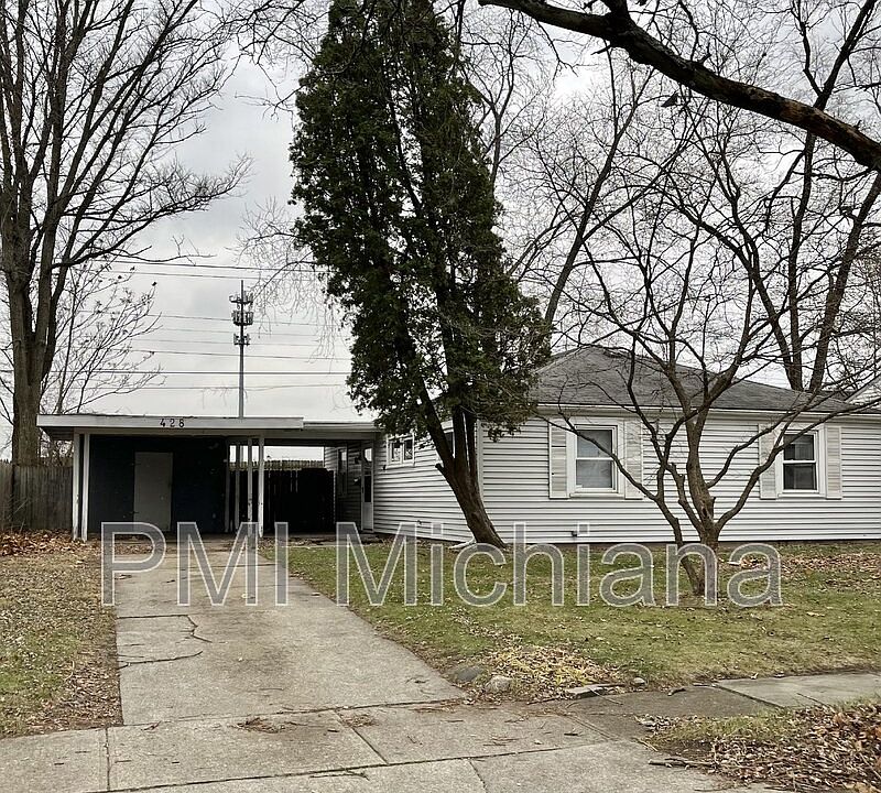 1st image of 428 Preston Dr