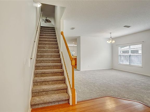 2nd image of 86123 Montauk Dr