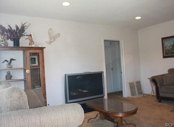 3rd image of 3942 Miguel Ave