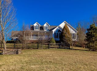 1101 Locust Fork Rd, Stamping Ground, KY 40379