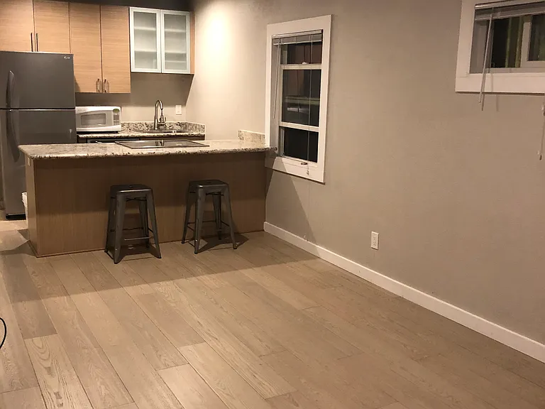 682B 62nd St #682-B — Photo 3