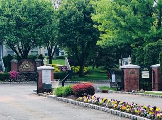 123 Cambridge Ct, Clifton, NJ 07014