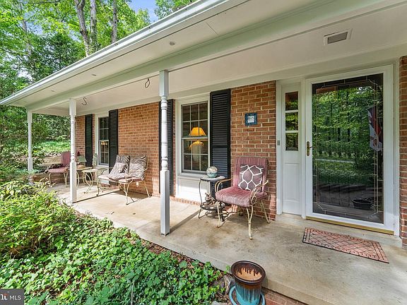 3rd image of 14 Caisson Way