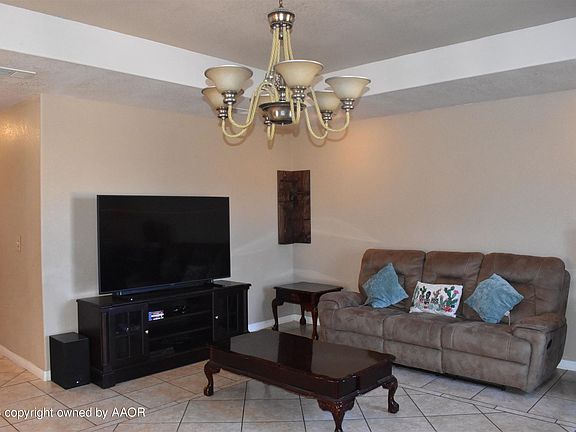 5th image of 229 N Birge Ave