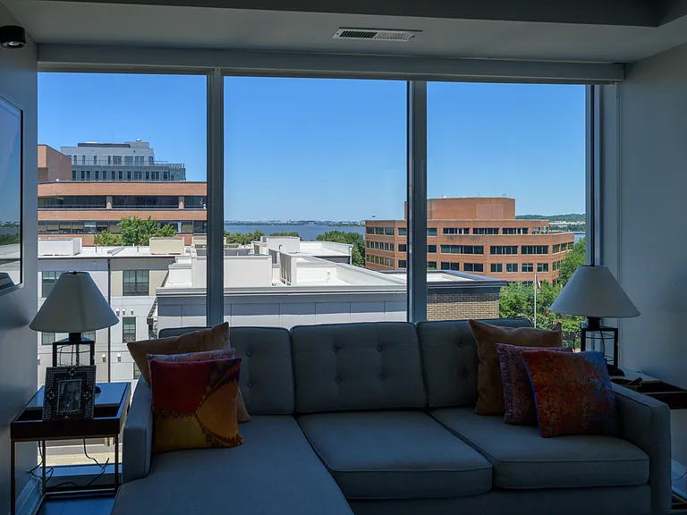 925 N Fairfax St #502 — Photo 9