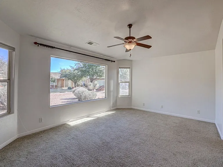 259 S 300 W — Photo 25