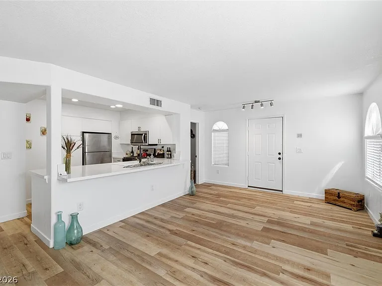 7950 W Flamingo Rd #1187 — Photo 8